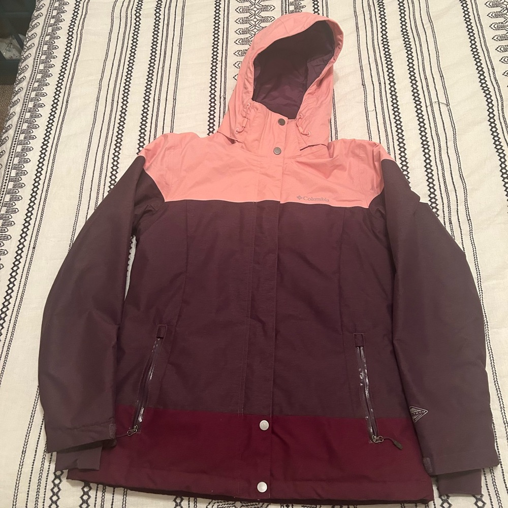 Columbia Women's Ski Snowboarding Jacket - EUC only worn a few times
